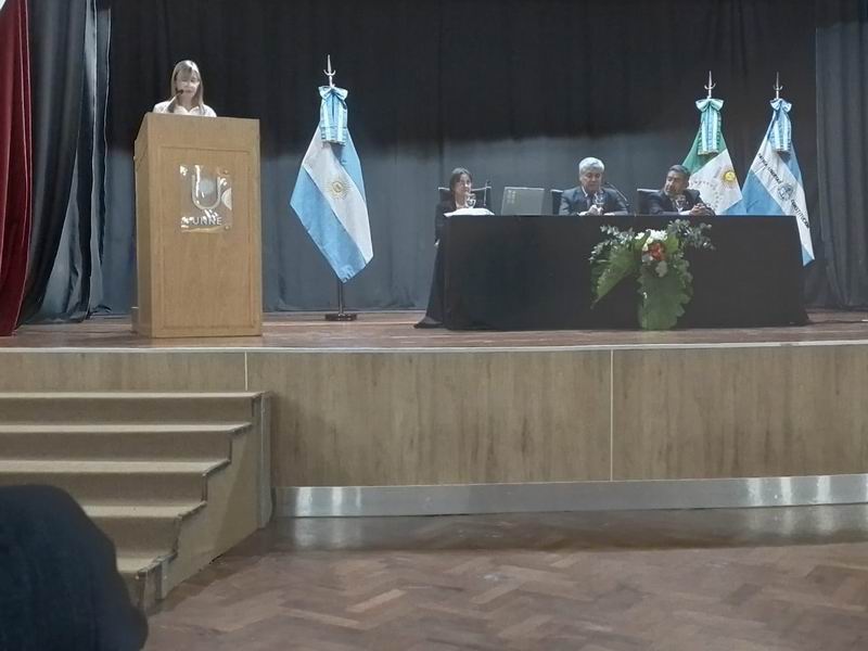 2207619-elena-oliveras-recibio-el-doctorado-honoris-causa-de-la-unne
